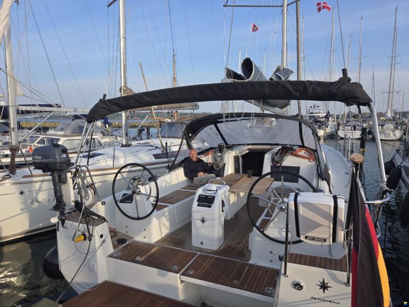 Sun Odyssey 410