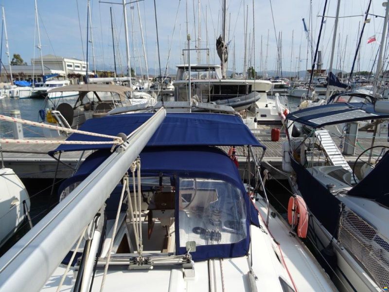 Beneteau Oceanis 37