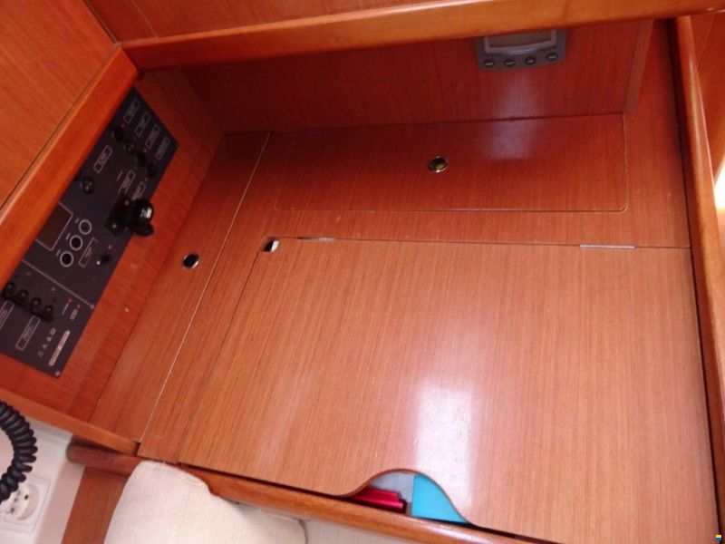 Beneteau Oceanis 37