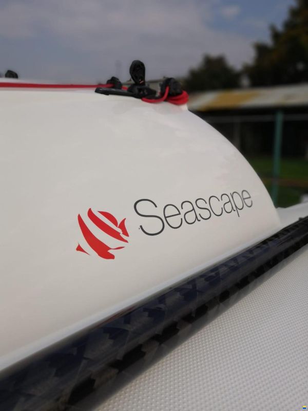 Seascape 18 / First 18 SE