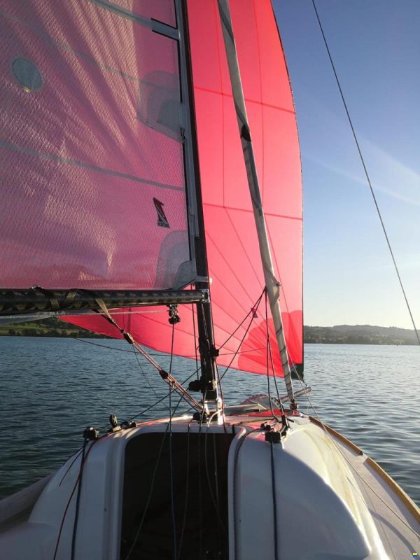 Seascape 18 / First 18 SE