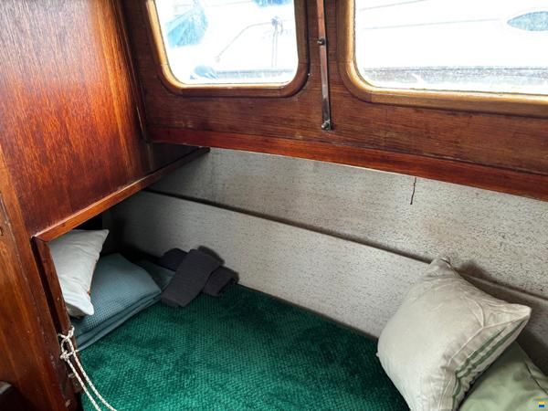 Nauticat 33