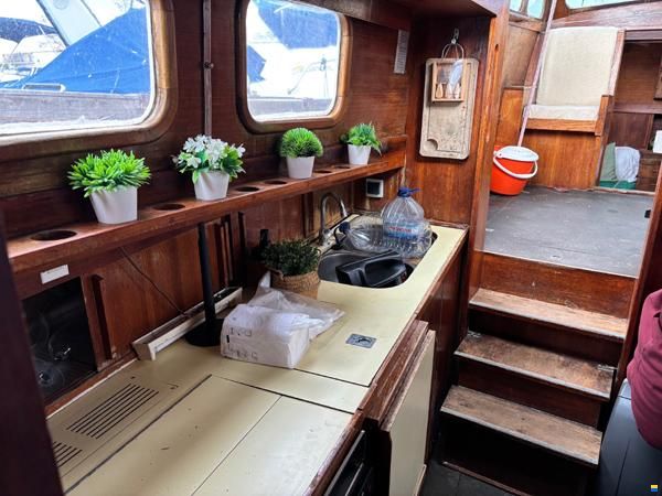 Nauticat 33