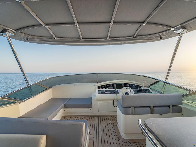 Azimut L98