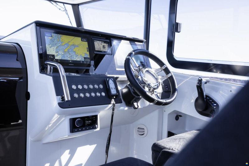 Quarken 27 Cabin