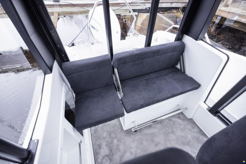 Quarken 27 Cabin