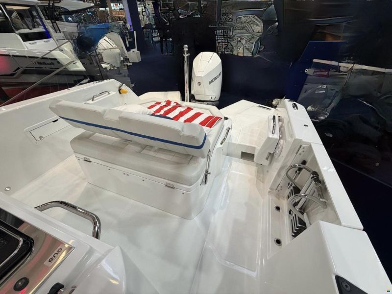 Wellcraft 28 T-TOP
