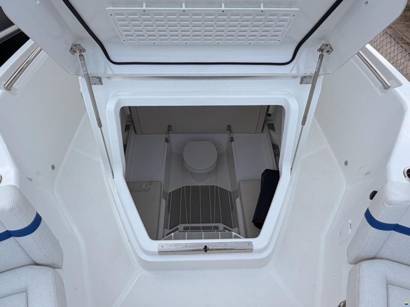 Wellcraft 28 T-TOP