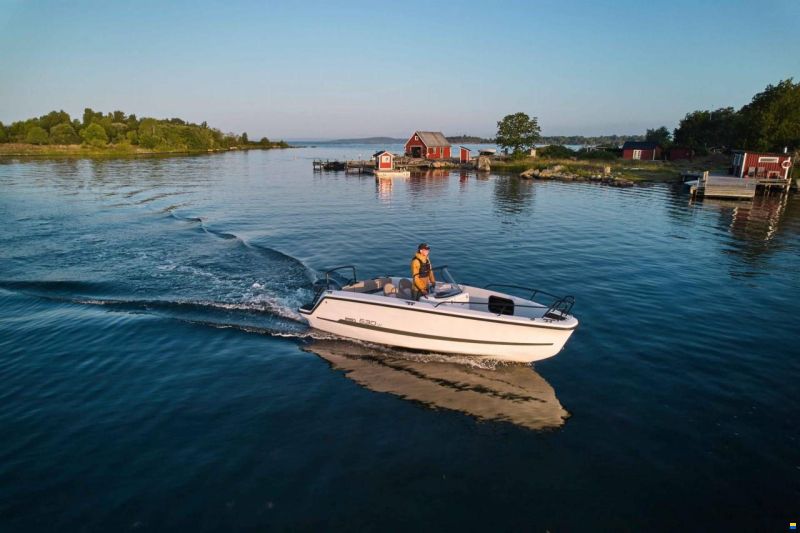 Ryds 630VI Mid C - 115 HP Yamaha