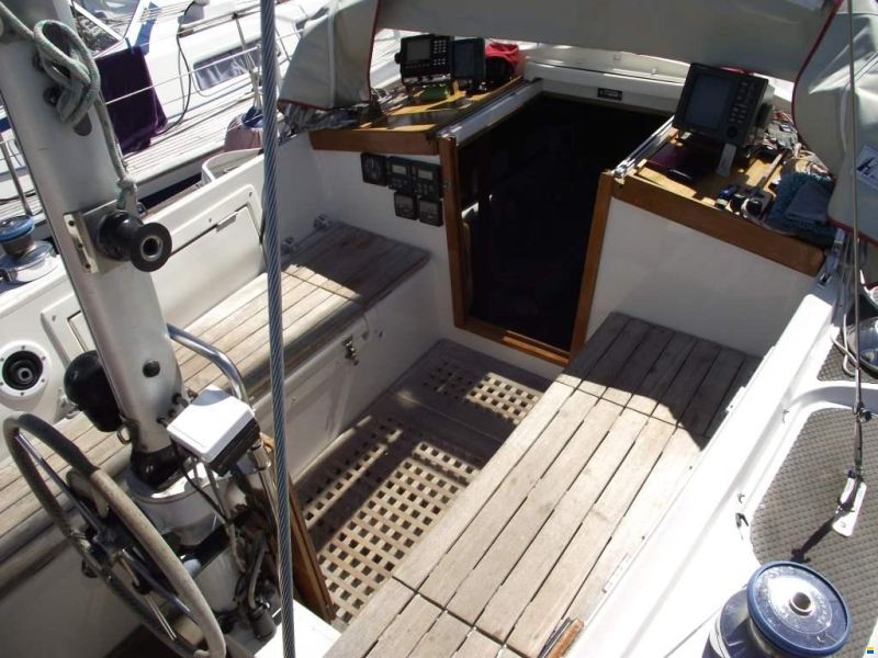 Westerly 33