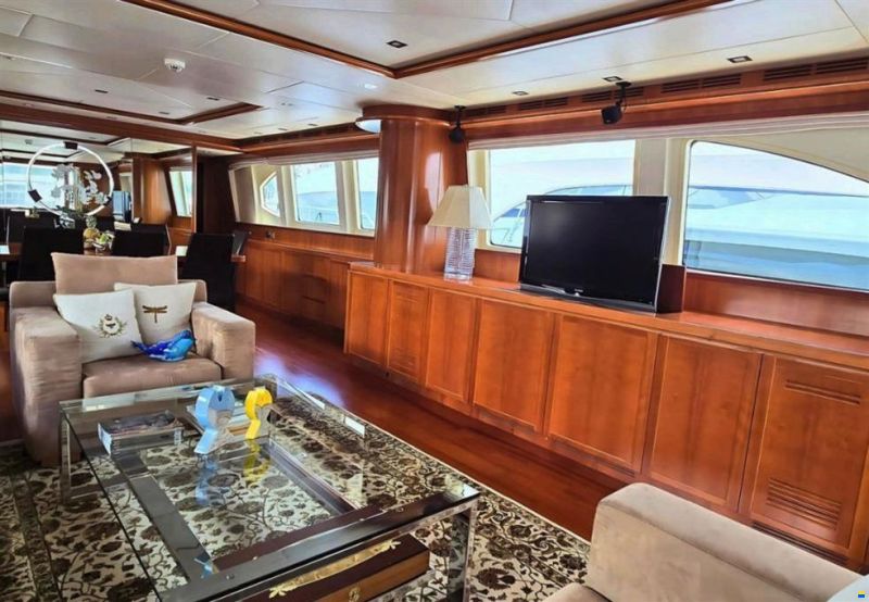 Falcon Yachts GB 102