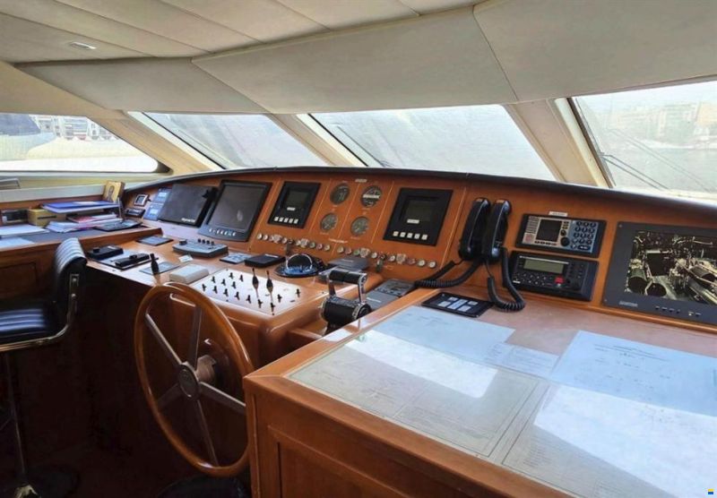 Falcon Yachts GB 102
