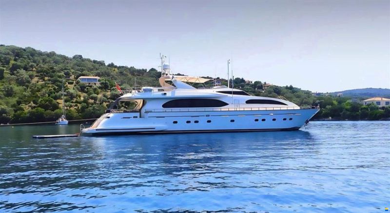 Falcon Yachts GB 102