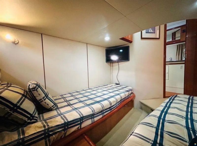 Sunseeker Camargue 53