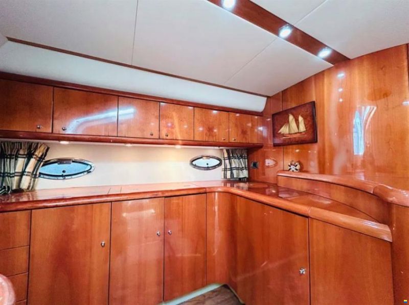 Sunseeker Camargue 53