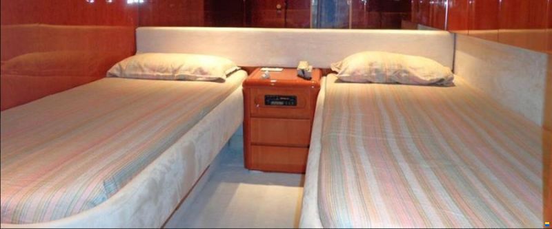 Falcon Yachts GB 73