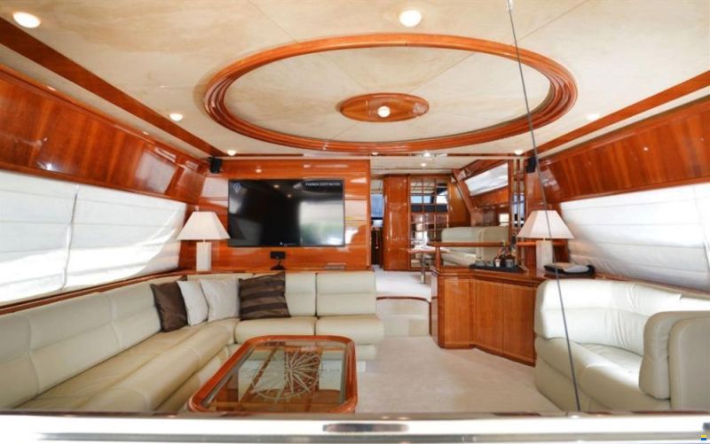 Ferretti 80