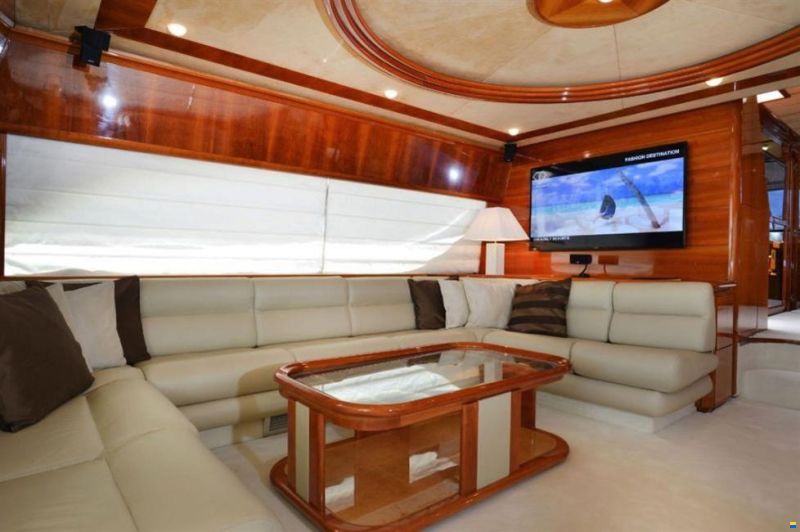 Ferretti 80