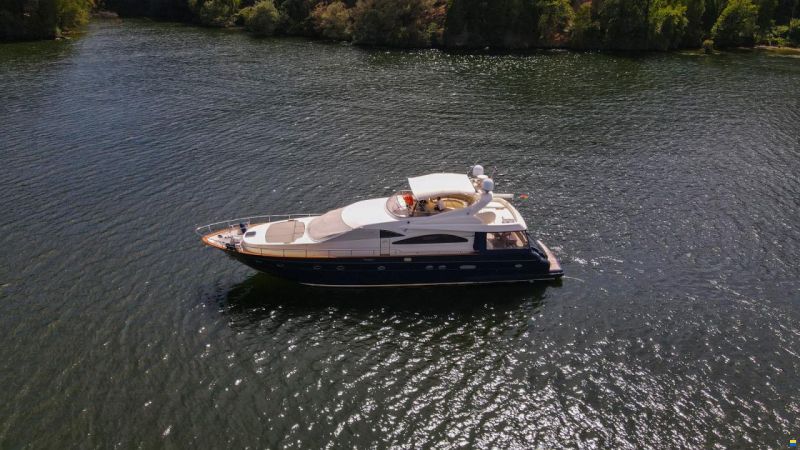 Astondoa 72 GLX