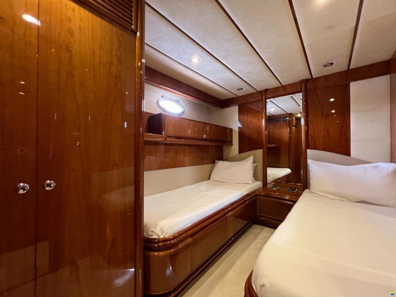 Astondoa 72 GLX