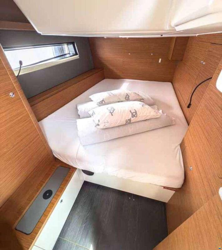 Dufour 44