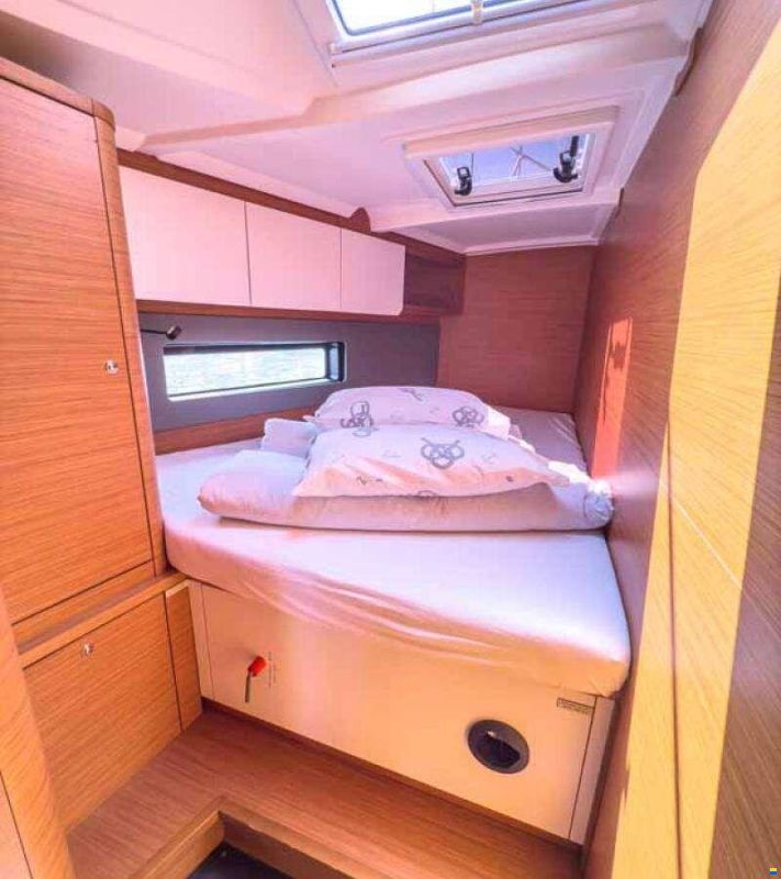 Dufour 44