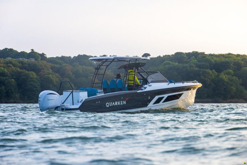 Quarken 27 T-Top V2 ONYX