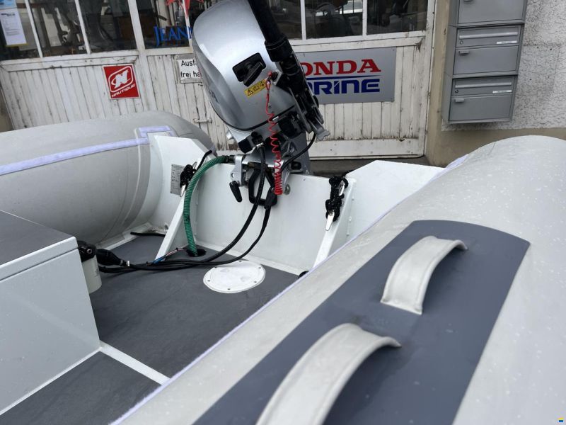 4.8 Schlauchboot mit Aluminum Rumpf