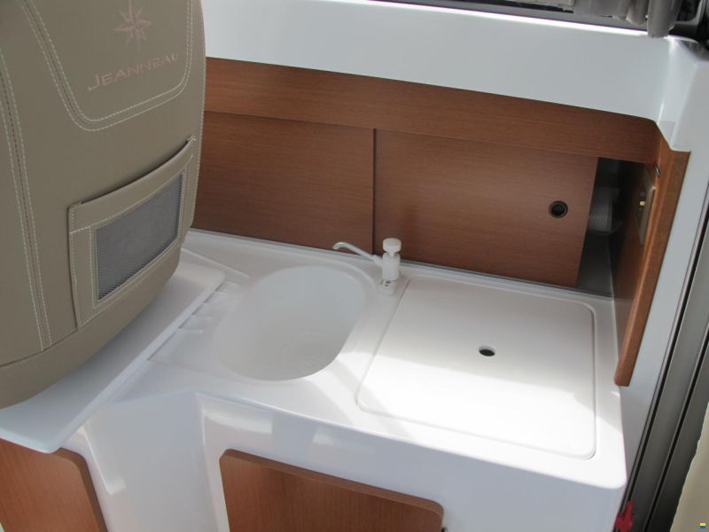 Jeanneau Merry Fisher 645 HB