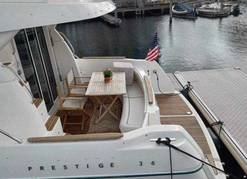Jeanneau Prestige 36 Fly