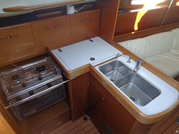Beneteau First 36.7