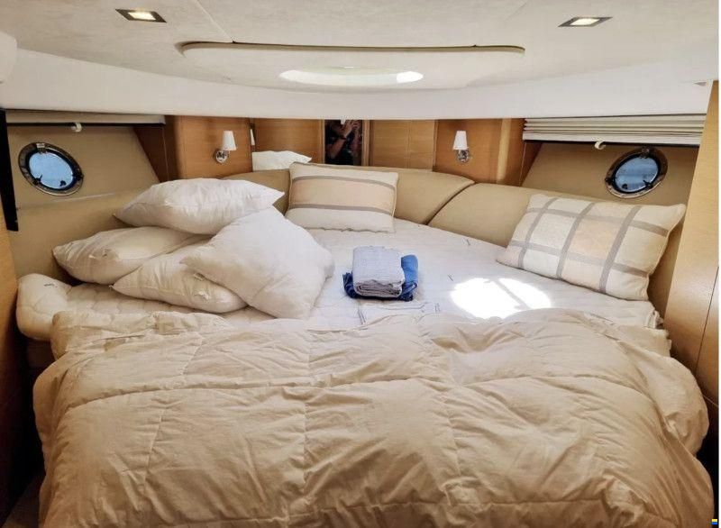Cranchi Mediterranee 43 HT
