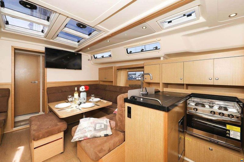 Hanse 455