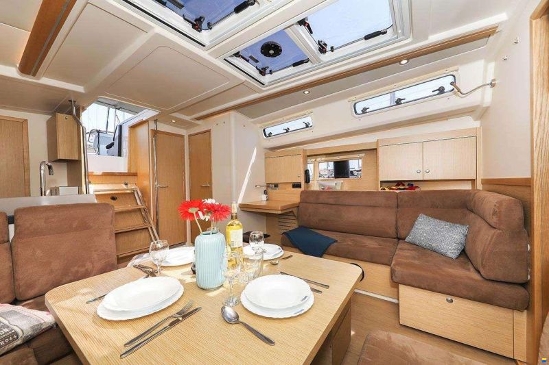 Hanse 455
