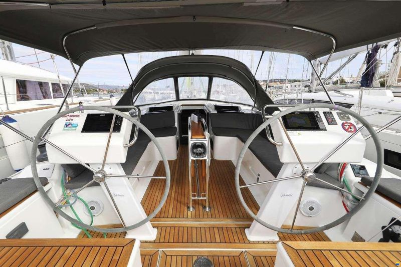 Hanse 455