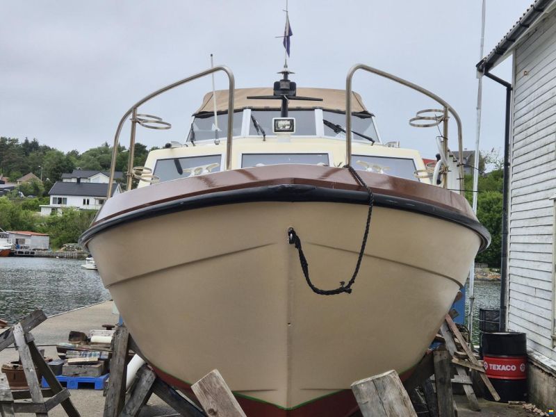 Viksund Frontier 880