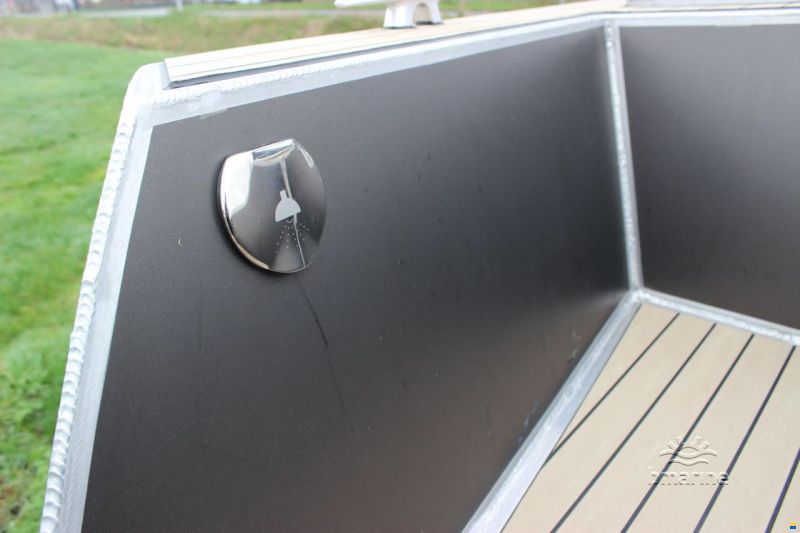 Van Vossen Tender Cabin 1000