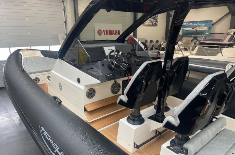Technohull 38 Grand Sport