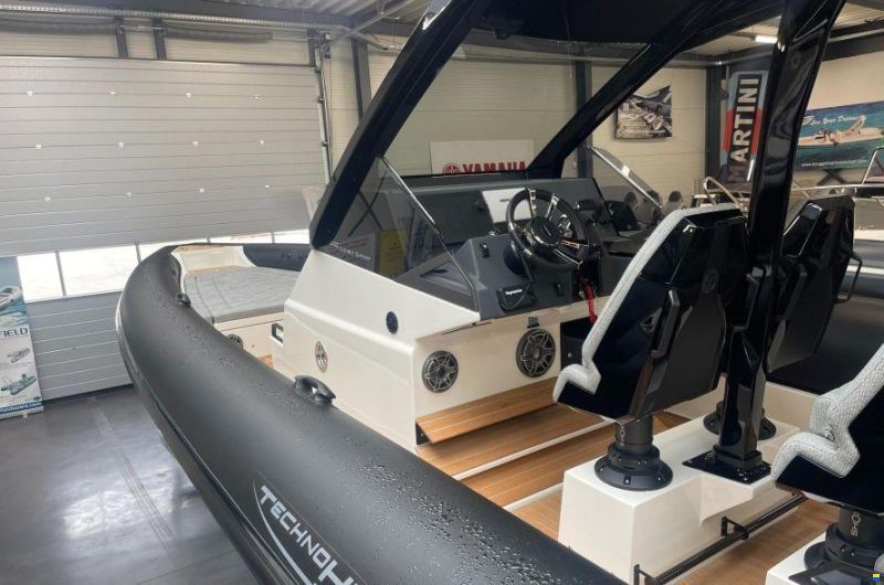 Technohull 38 Grand Sport