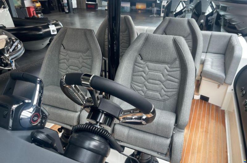 Technohull 38 Grand Sport
