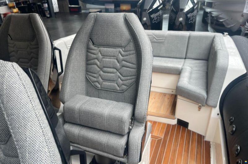 Technohull 38 Grand Sport