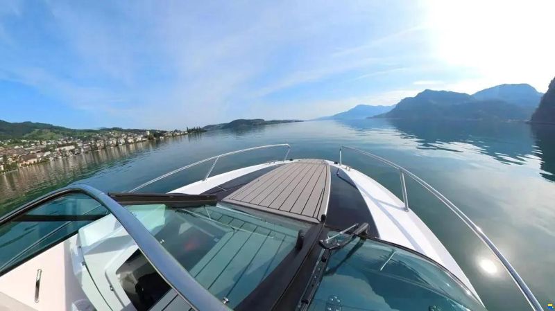 Flipper 650 Day Cruiser