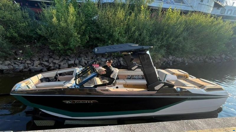 Nautique Super Air Nautique Paragon 25