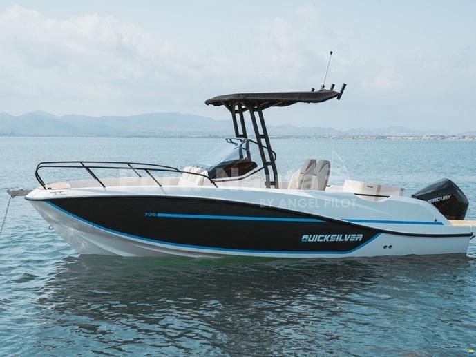Quicksilver Activ 705 Open