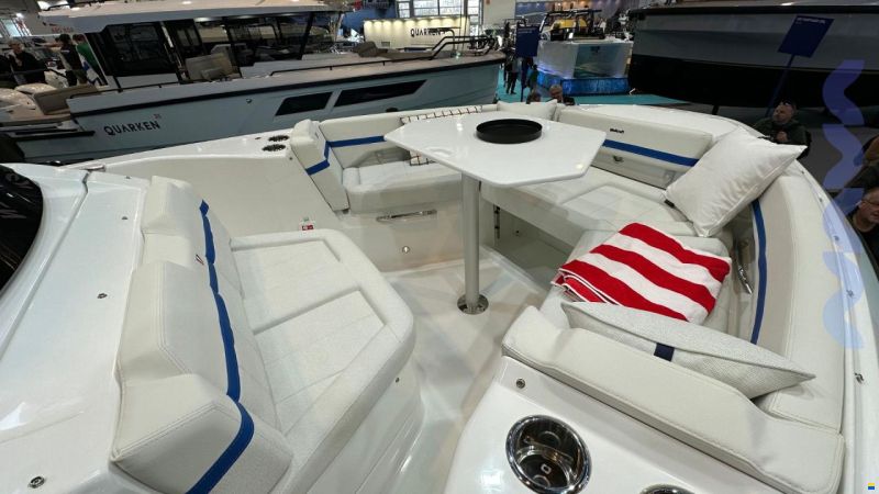 Wellcraft 28 T-TOP