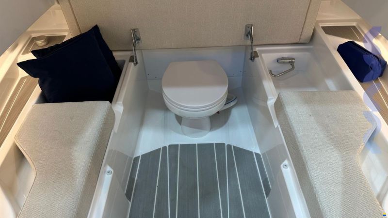 Wellcraft 28 T-TOP