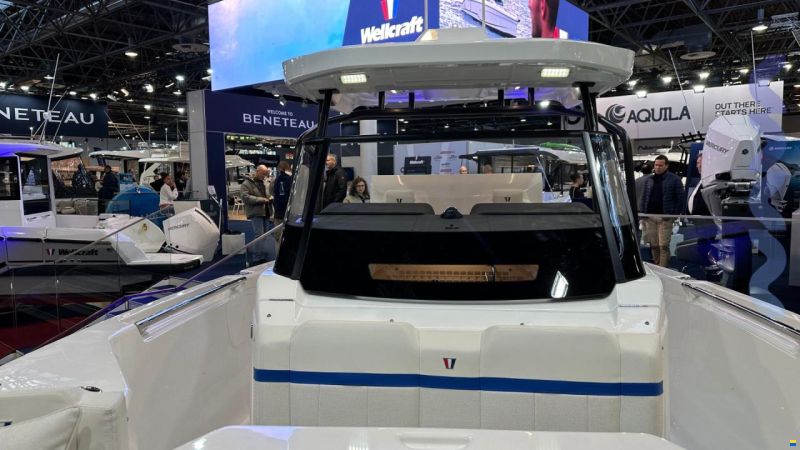 Wellcraft 28 T-TOP