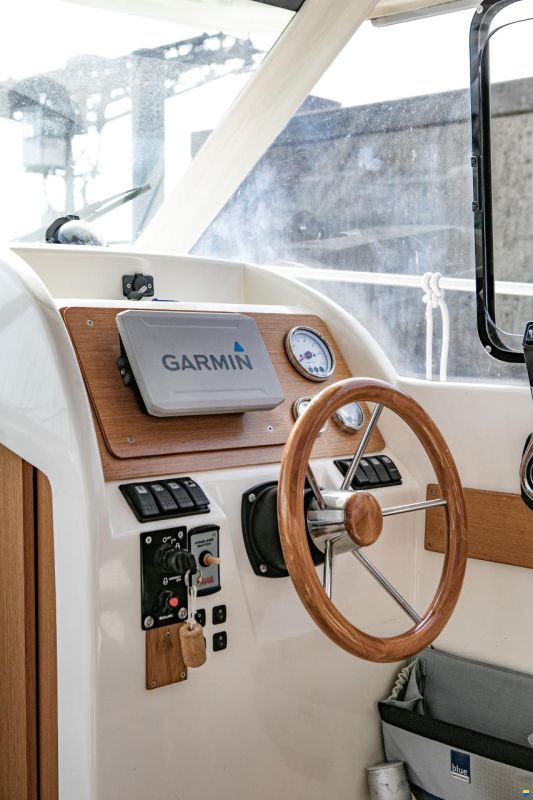 Jeanneau Merry Fisher 725