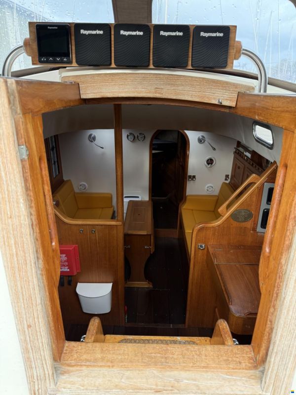 Tradewind 35