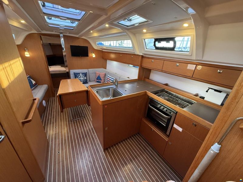 Bavaria 37 Cruiser